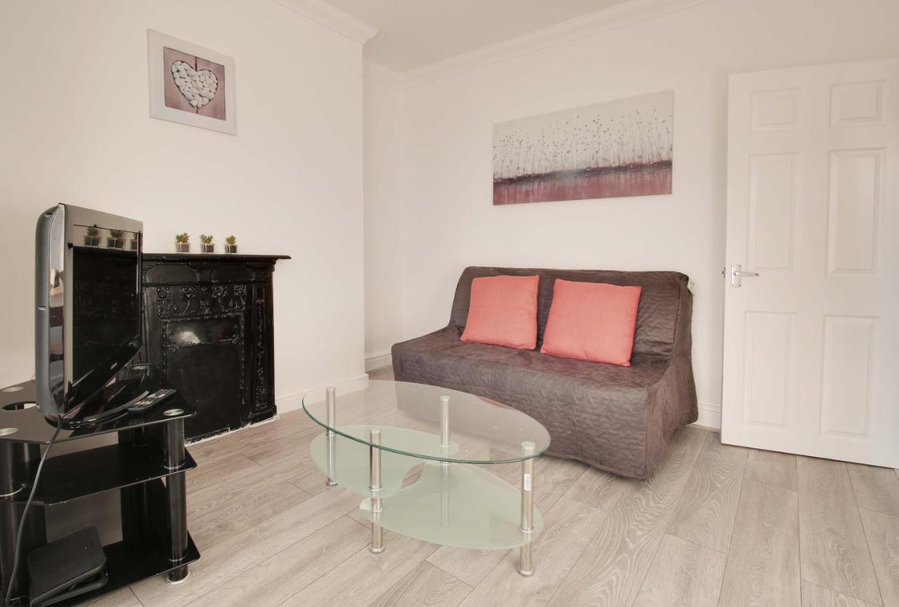 34 New Road Appartement Rochester  Buitenkant foto
